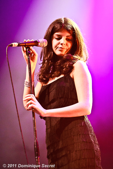 Nikki Yanofksy